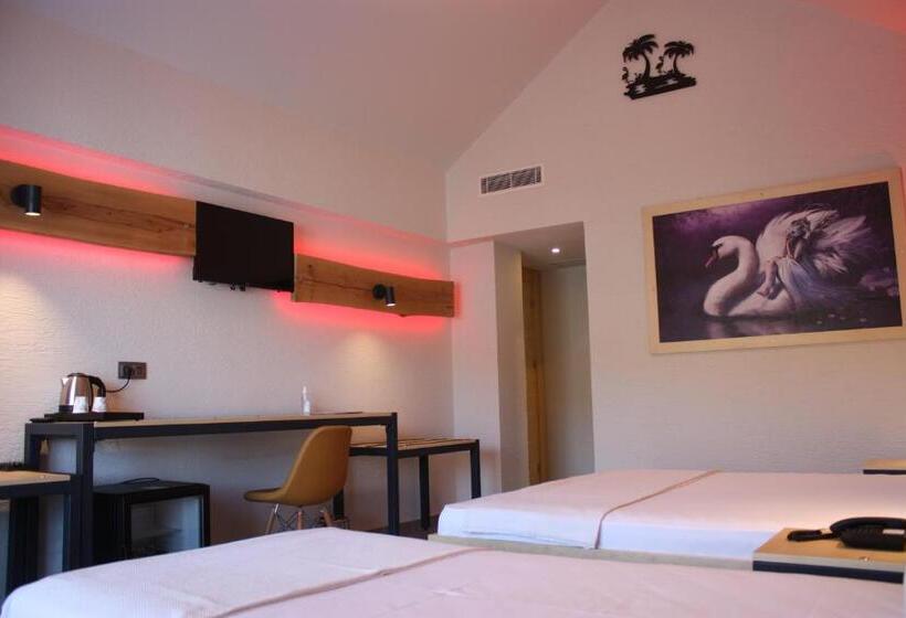 バルコニー付きデラックスルーム, Kosa Otel çeşme