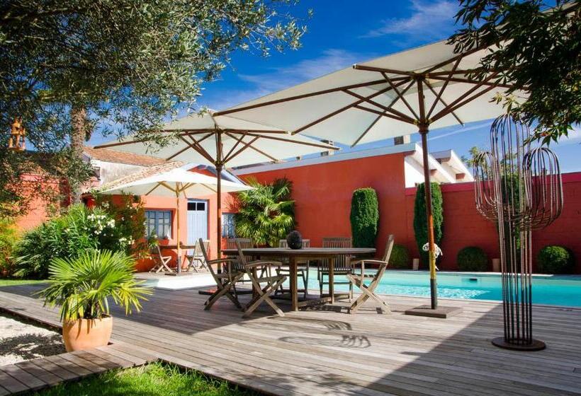 Номер Стандарт, La Ferrade Chambres D Hôtes B&b