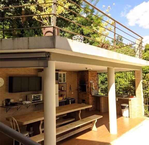 Family Suite, Grey House