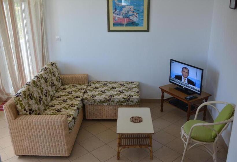 1 Bedroom Penthouse Apartment, La Perla Holiday Apartments
