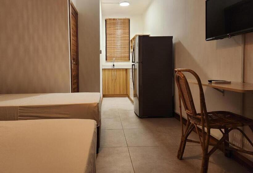 اتاق استاندارد با بالکن, La Perla Holiday Apartments