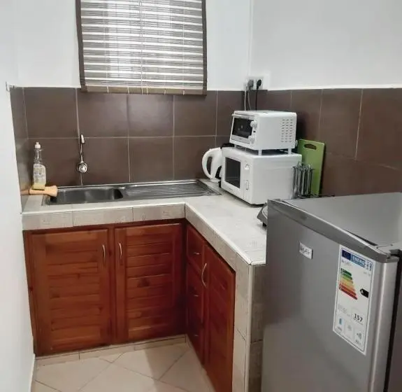 استودیوی استاندارد, La Perla Holiday Apartments