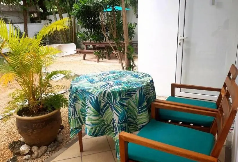 استودیوی استاندارد, La Perla Holiday Apartments