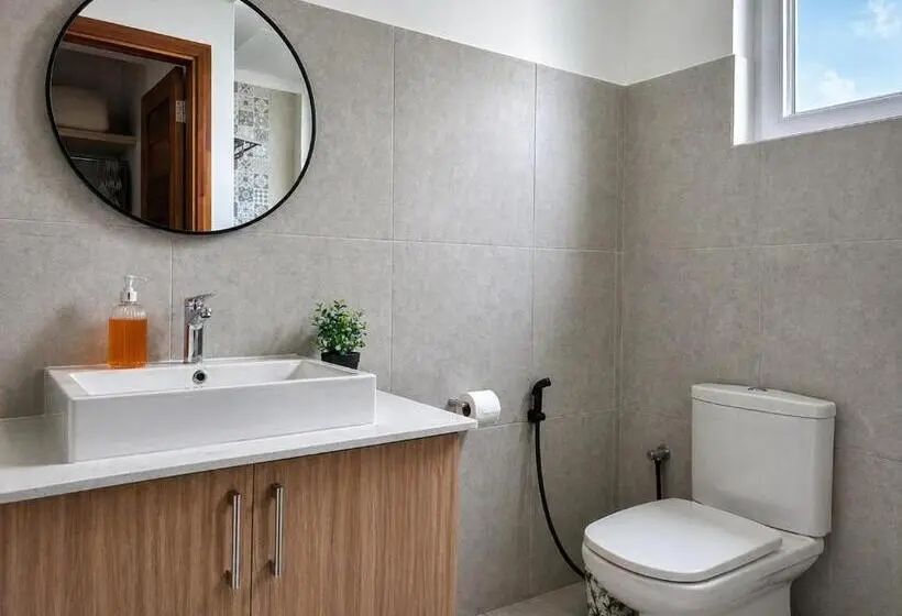 استودیوی سوپریور, La Perla Holiday Apartments
