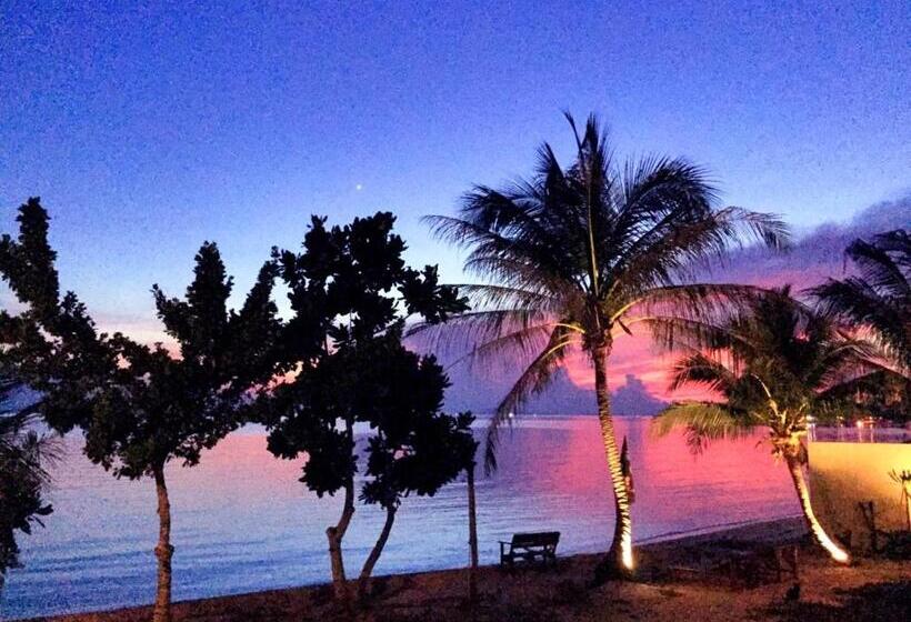 Вилла 1 Спальня, Three Rare & Private Front Beach Villas