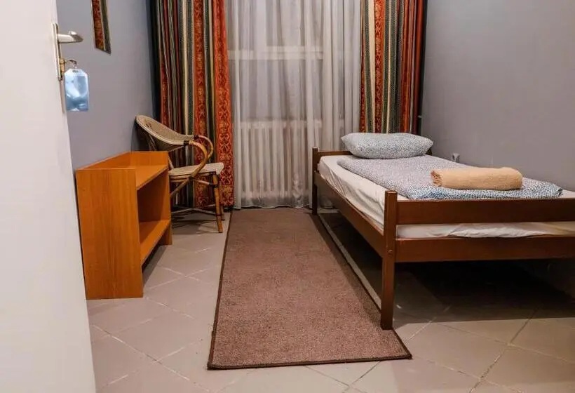 Standard Einzelzimmer Geteiltes Bad, Deep Guest House