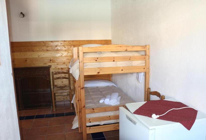 Pokój Czteroosobowy Standard, Aranceto Hotel Agriturismo