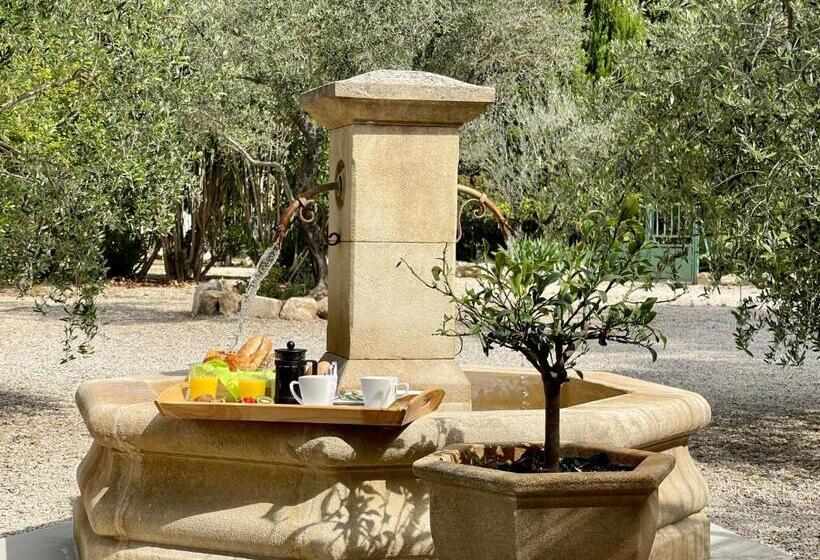 סוויטה עם טרסה, Domaine Au Coeur Des Alpilles