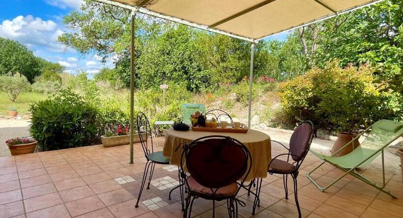 Номер Superior с Террасой, Domaine Au Coeur Des Alpilles