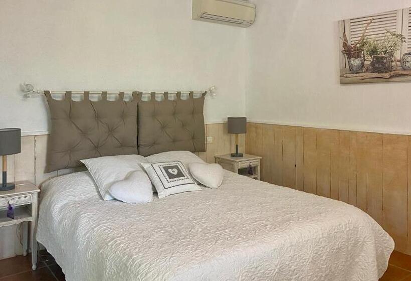 חדר סטנדרט עם טרסה, Domaine Au Coeur Des Alpilles