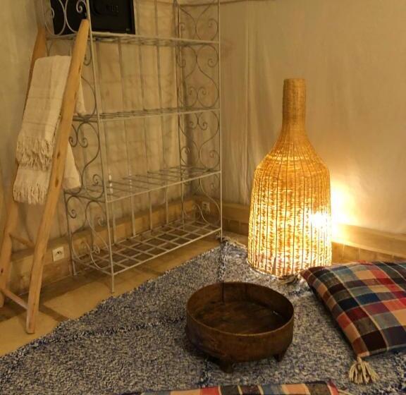 Superior Tent, Manzil La Tortue