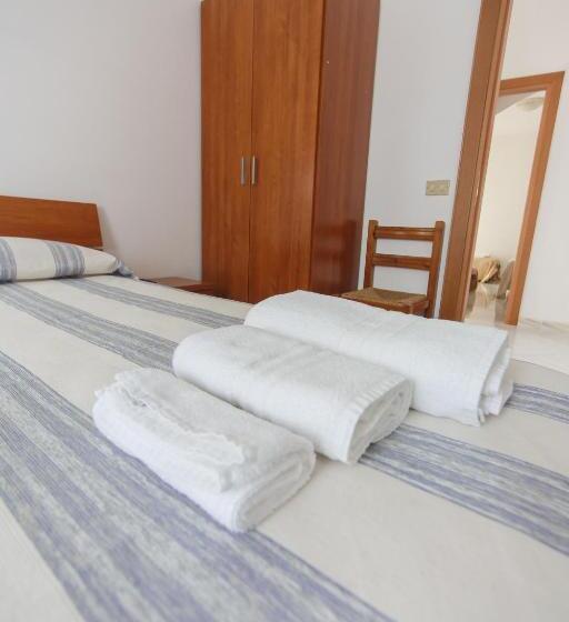 Апартаменты 5 спален, Casa Vacanze L Orizzonte