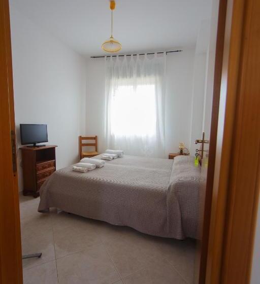 Апартаменты 3 Спальни, Casa Vacanze L Orizzonte