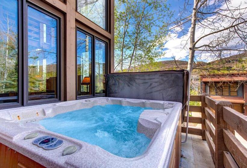 Апартаменты 3 Спальни, Beautiful Deer Valley Portico Condo
