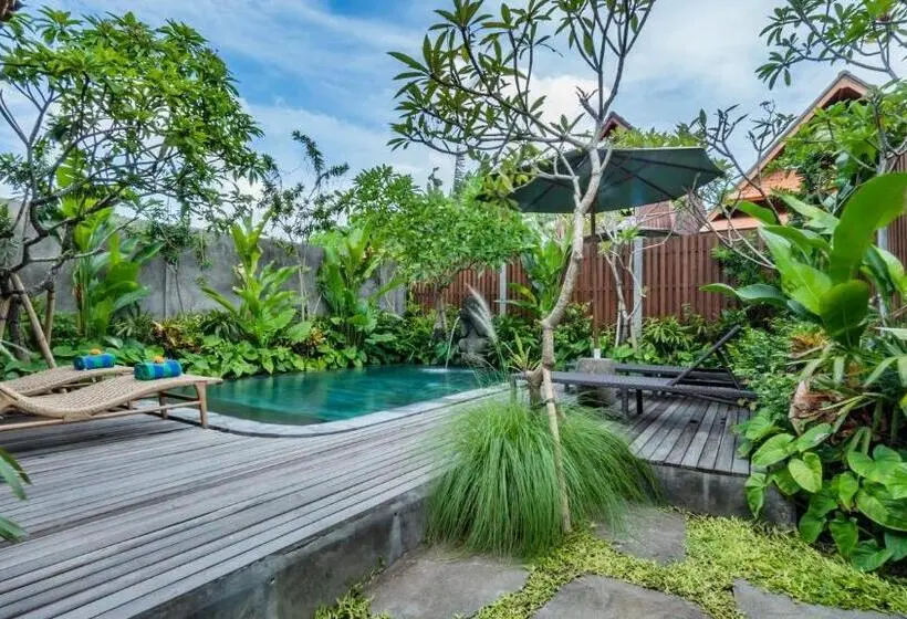 ویلای یک اتاق خوابه با استخر شنا, Kirani Joglo Villa Bali By Mahaputra