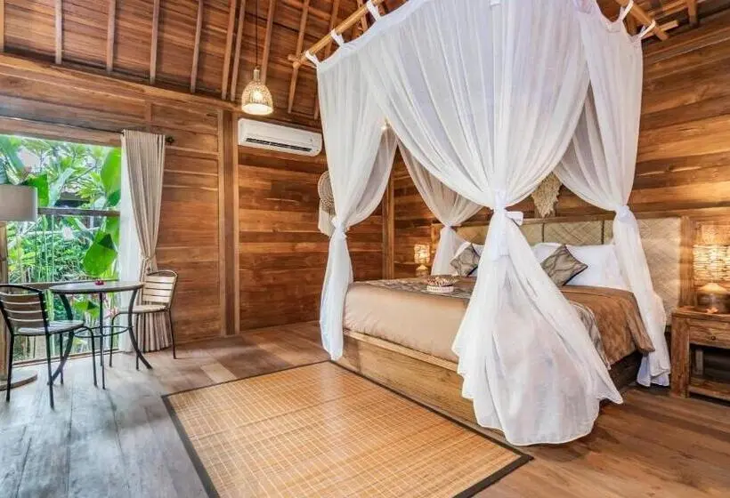 سوییت, Kirani Joglo Villa Bali By Mahaputra
