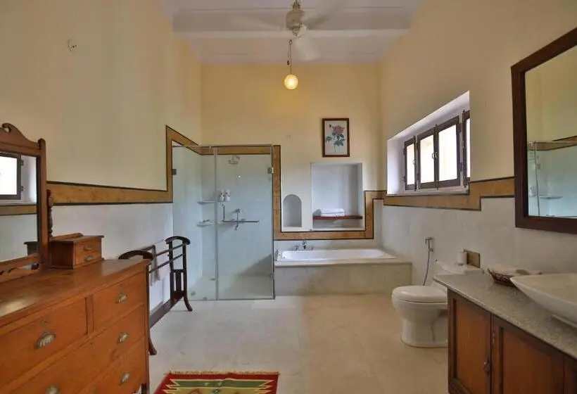 プールビュースイート, Roop Niwas Kothi, Near Mandawa