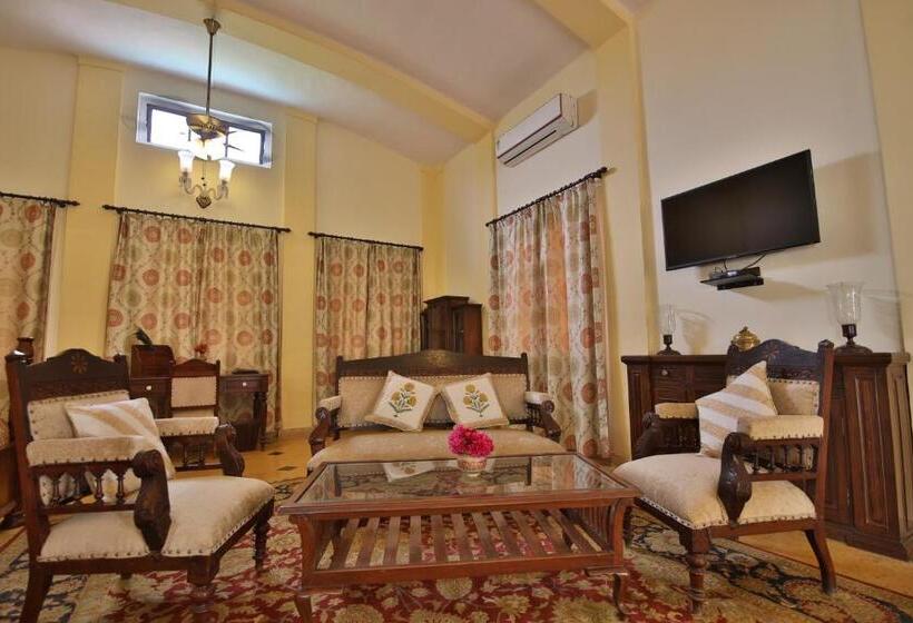 プールビュースイート, Roop Niwas Kothi, Near Mandawa