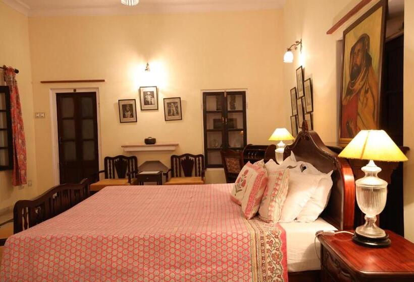 חדר סטנדרט, Roop Niwas Kothi, Near Mandawa