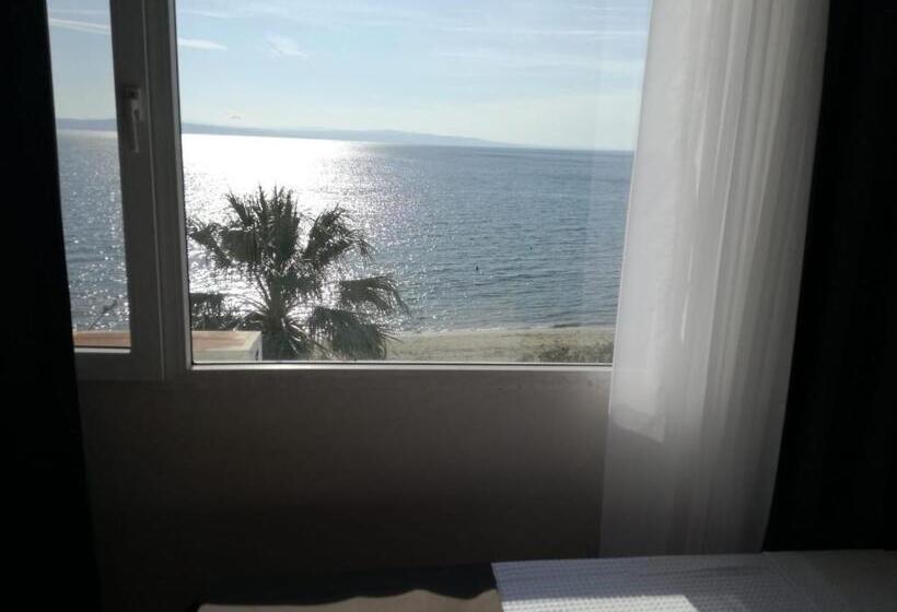Triple Room Sea View, Vi̇lla Fuat