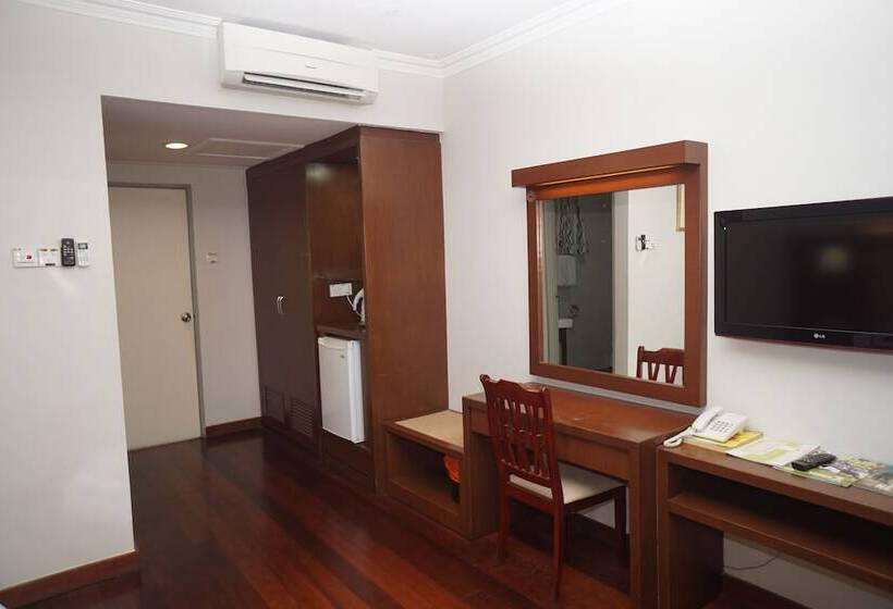 חדר דלוקס נוף לים, Langkah Syabas Beach Resort