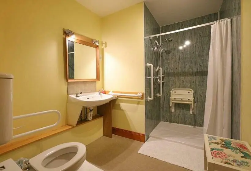 スイート, Green Hope Guest House