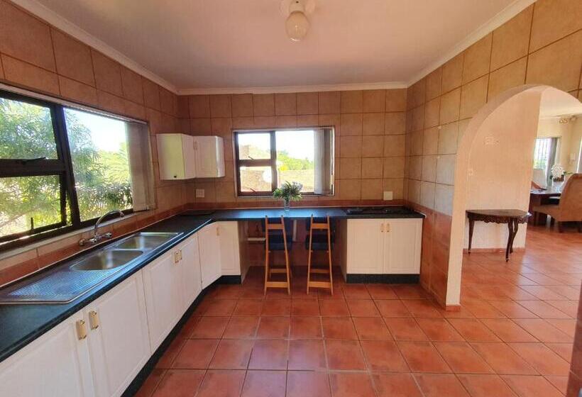 آپارتمان 1 خوابه با بالکن, Casa Marion