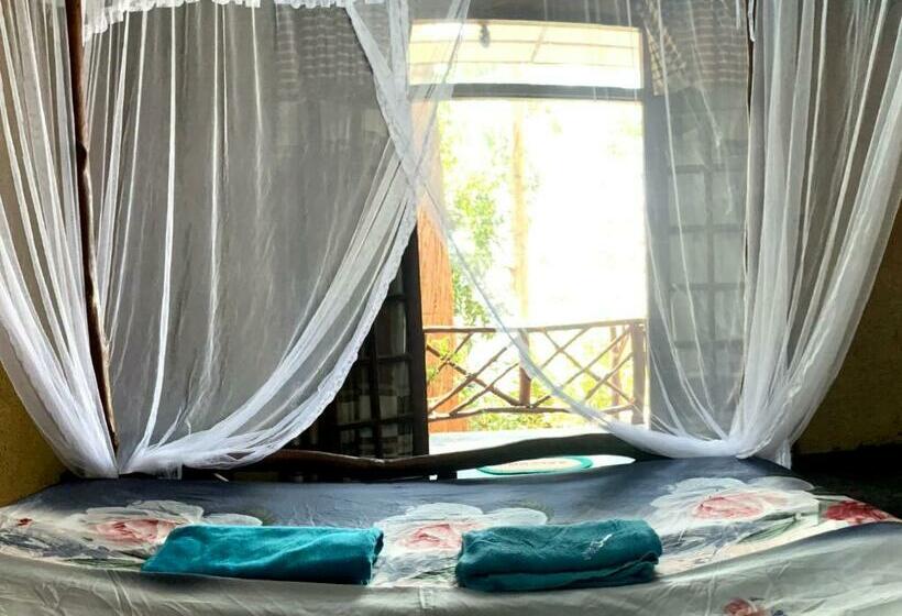 اتاق استاندارد با چشم‌انداز کوهستان, The Nirwana Cottage