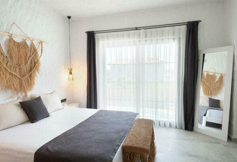 Номер Deluxe с Балконом, Alaçatı Jera