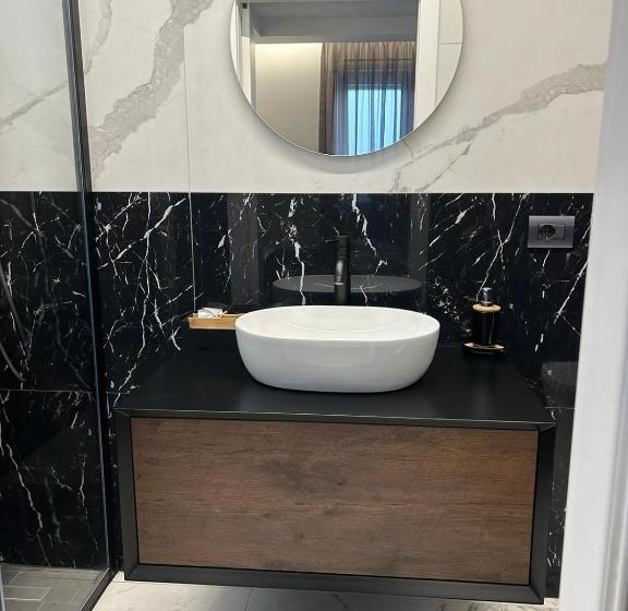 带大床的标准间, Diadema Luxury Suite