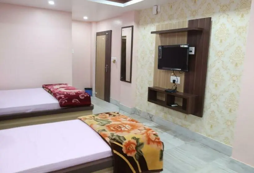 Standard-huone, Staymaker Hotel Suraj   Only Indian Citizens Allowed