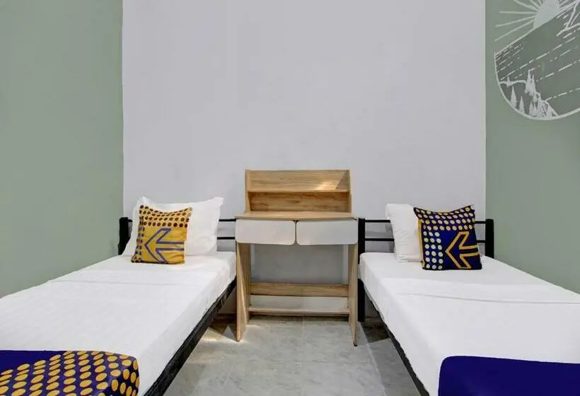 エコノミールーム, Spot On 92490 Casa Homestay Syariah