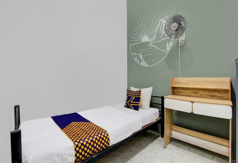 חדר סופריור יחיד, Spot On 92490 Casa Homestay Syariah