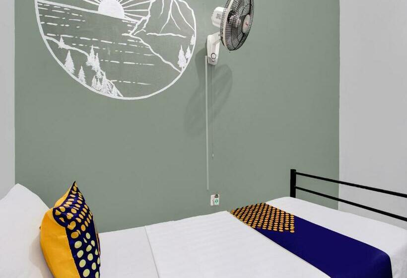 חדר סופריור יחיד, Spot On 92490 Casa Homestay Syariah