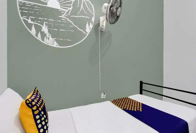 スーペリアシングルルーム, Spot On 92490 Casa Homestay Syariah