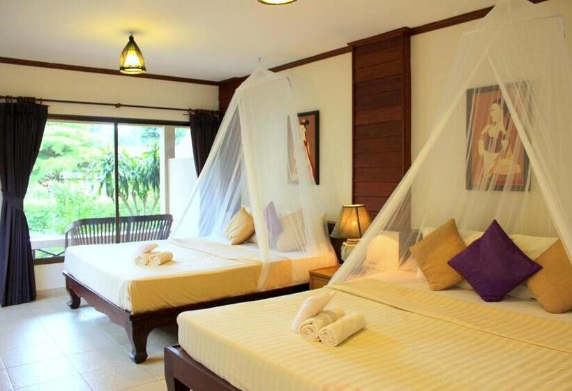 غرفة عائلية مطلّة علي الحديقة, Ao Cho Grandview Hideaway Resort