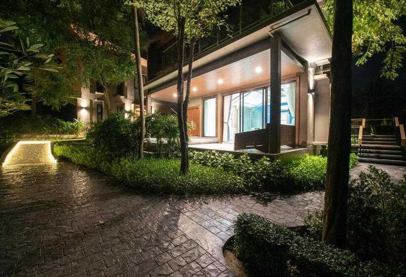 Люкс с Бассейном, Ao Cho Grandview Hideaway Resort