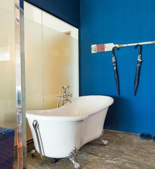 جناح مطلّ علي البحر, Ao Cho Grandview Hideaway Resort