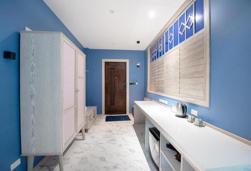 جناح مزود بحمام سباحة, Ao Cho Grandview Hideaway Resort