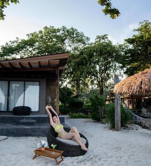 جناح مطلّ علي البحر, Ao Cho Grandview Hideaway Resort