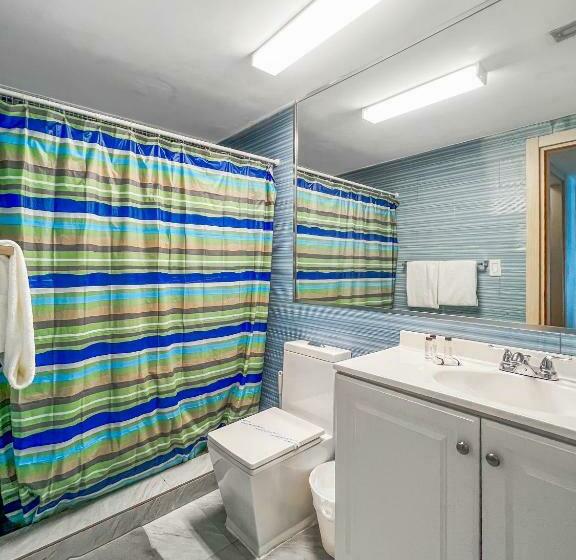 Люкс Повышенной Комфортности, New Point Miami Beach Apartments