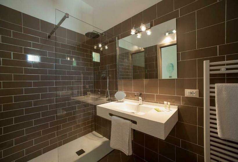 חדר סופריור, Feudo Del Biviere