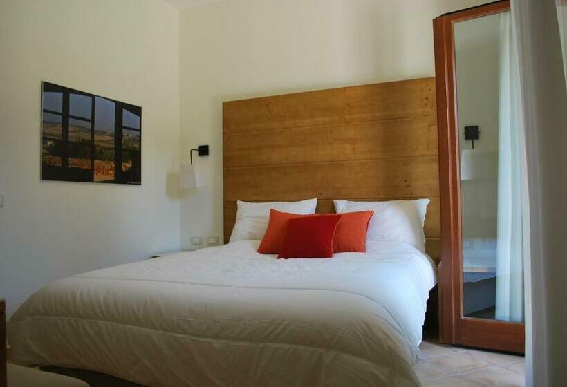 חדר סופריור, Feudo Del Biviere