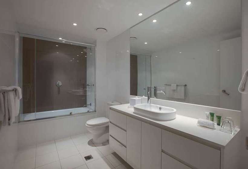 디럭스 룸, Hilton Surfers Paradise Hotel & Residences