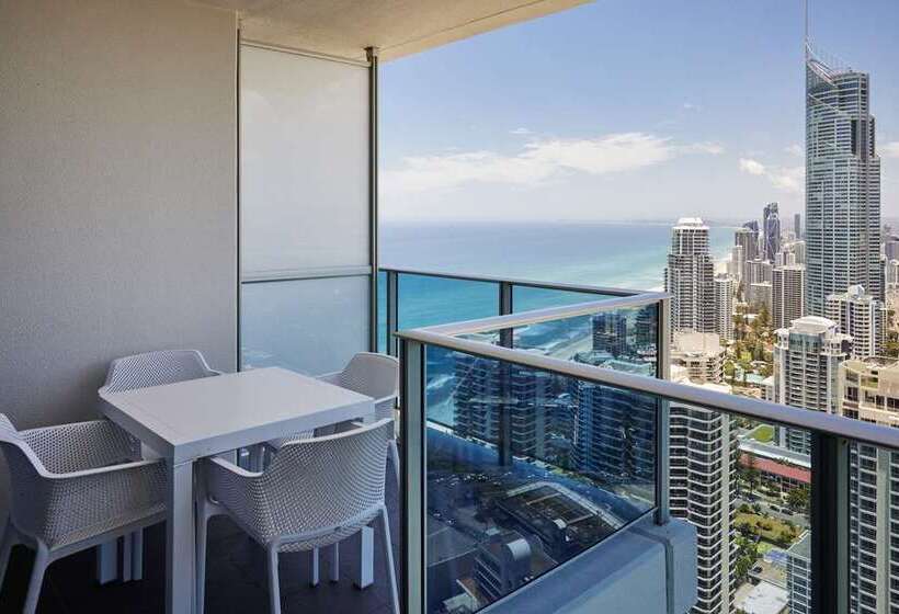 اتاق لوکس, Hilton Surfers Paradise Hotel & Residences