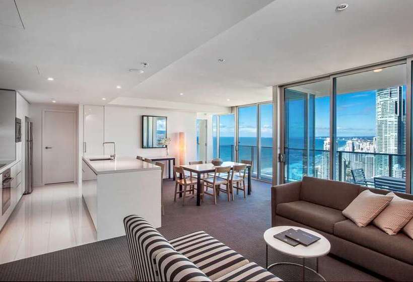 디럭스 룸, Hilton Surfers Paradise Hotel & Residences