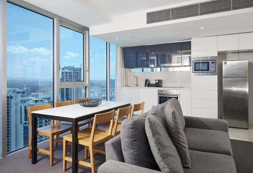 اتاق لوکس, Hilton Surfers Paradise Hotel & Residences