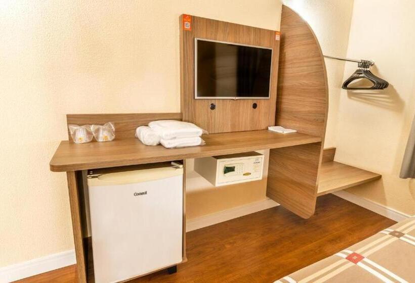 适合残疾人使用的标准间, 10 Palmas