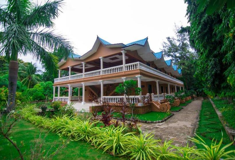 اتاق لوکس, The Hotel Umbra Bagan