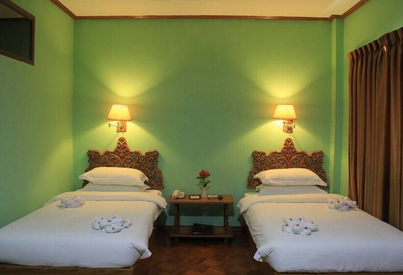 اتاق لوکس, The Hotel Umbra Bagan